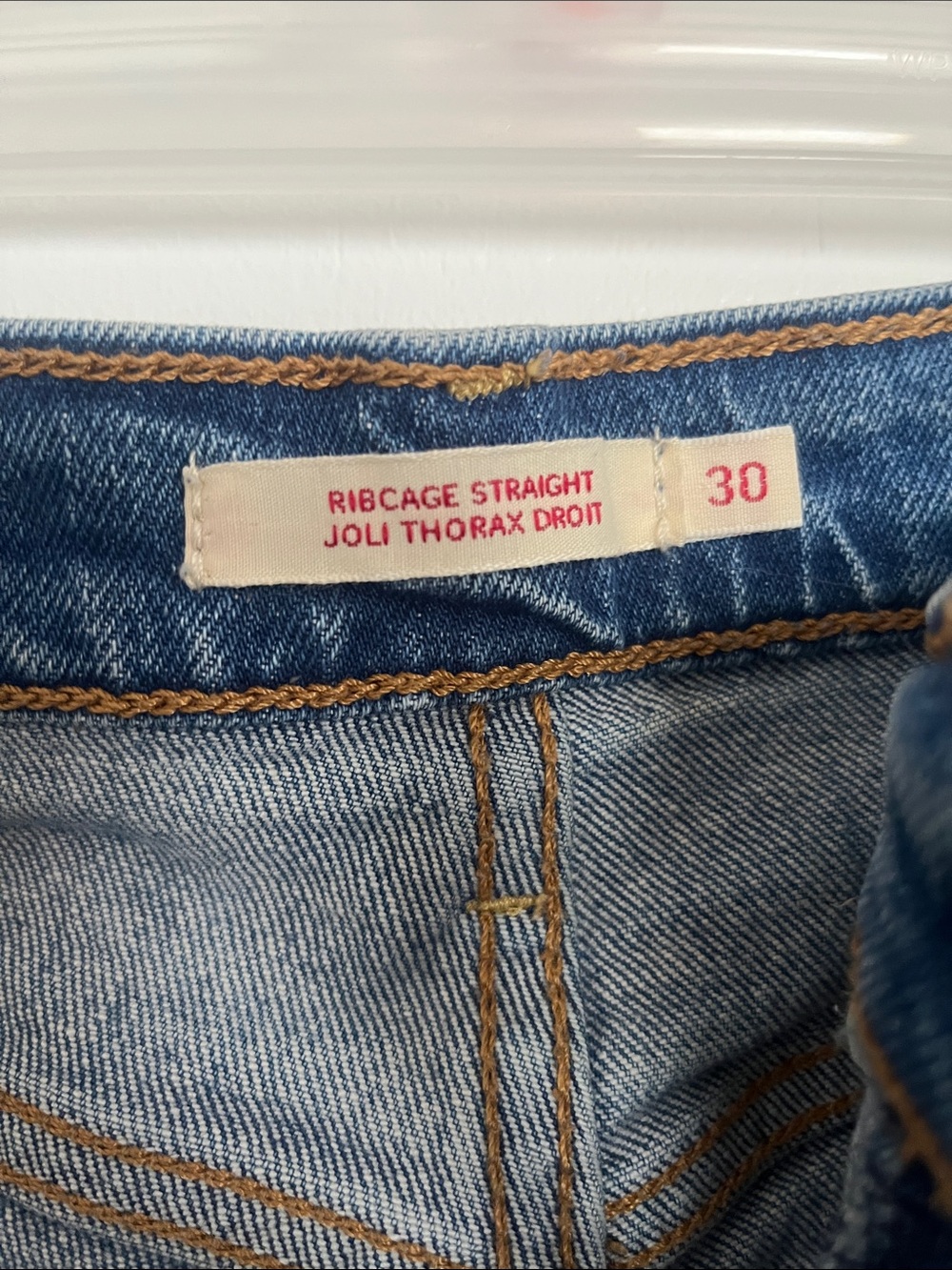 Levi’s Ribcage Straight Jeans - Picture 5 of 10